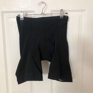 EUC Black SUGOI Padded Cycling Shorts Size Medium